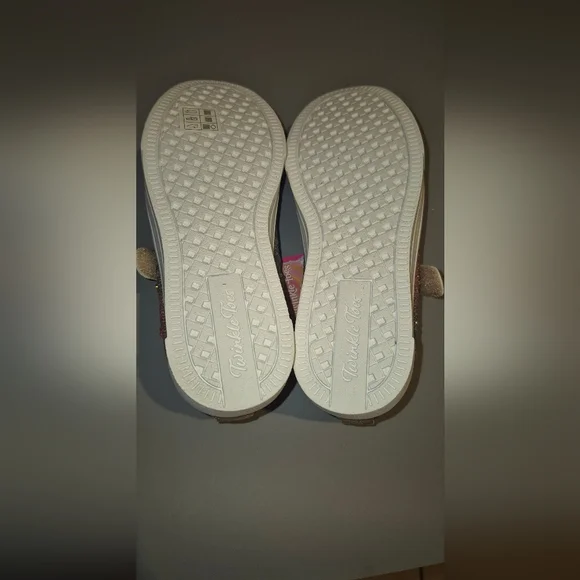 Twinkle Toes by Skechers - Girls Light Up Sneakers - Size 2- New - Picture 6 of 10